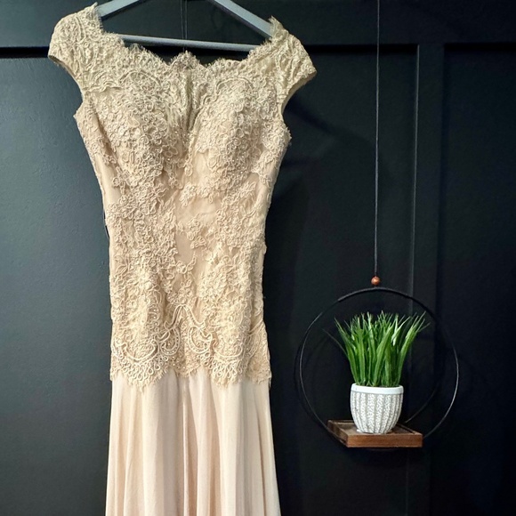 Montage by Mon Cheri Mother of the Bride or Groom Dress - Picture 2 of 12